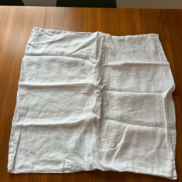 West Elm White European Flax Linen Euro Shams (Set of 2) - Picture 7 of 8